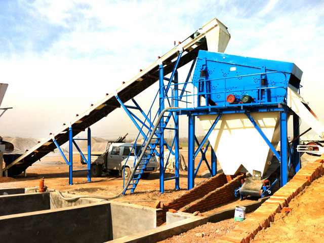 混凝(ning)土攪拌站(zhan)同步振動(dong)水洗機