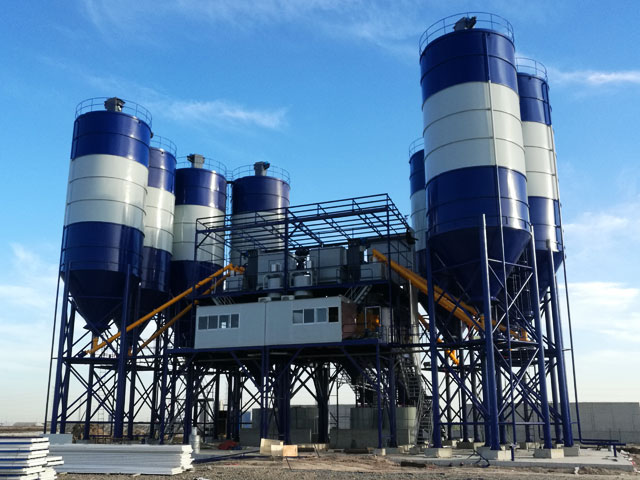 HZS240商品(pin)混凝土攪(jiao)拌站