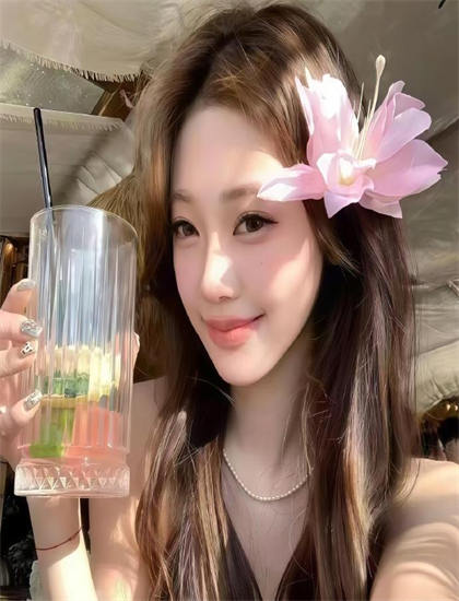 刘涛视频直播-日韩亚洲欧洲在线rrrr片